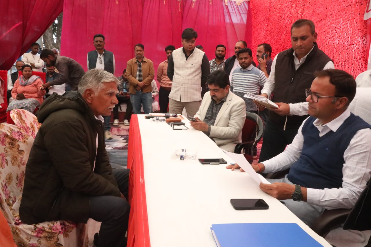 लाड़ली लक्ष्मी को स्वीकृति पत्र वितरित*