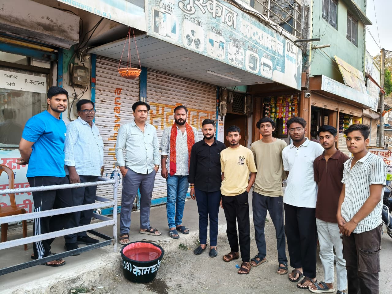 गर्मी में प्यासे नहीं रहेंगे मवेशियों और पक्षियों के कंठ, कामधेनु सेवा समिति ने की सार्थक पहल