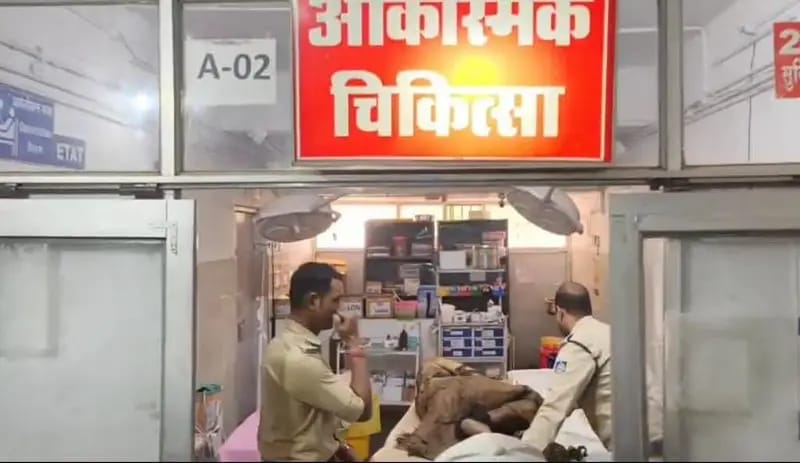 कुठला थाने में युवक ने किया आत्मदाह का प्रयास, स्वयं पर पेट्रोल छिड़ककर लगाई आग, 90 प्रतिशत झुलसा
